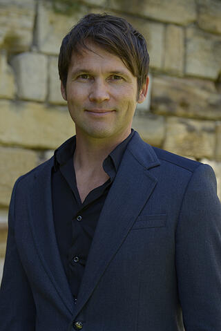 nils_2014_sandstone_shot_2_close_up